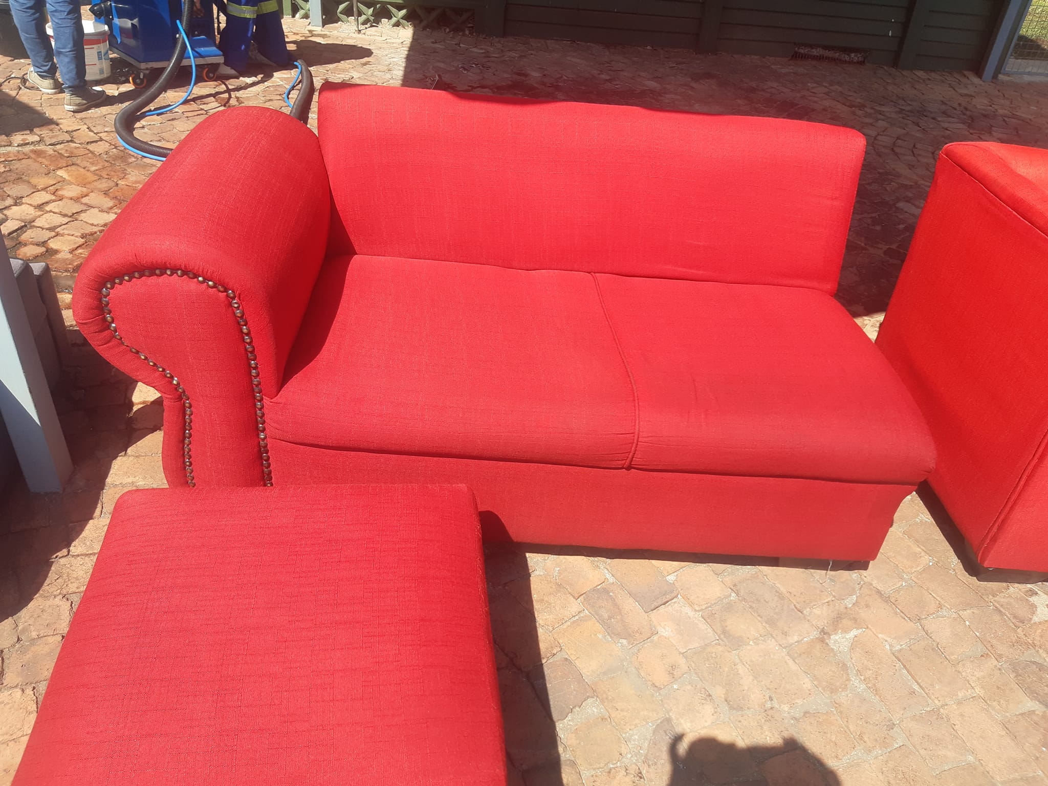 310892996_538890768241558_6054653003884090210_n carpet and upholstery cleaning services